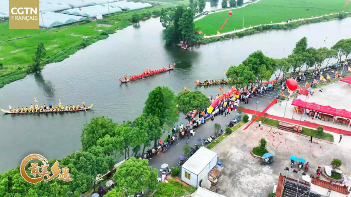 Pingyang : Les villageois font des courses de bateaux-dragons