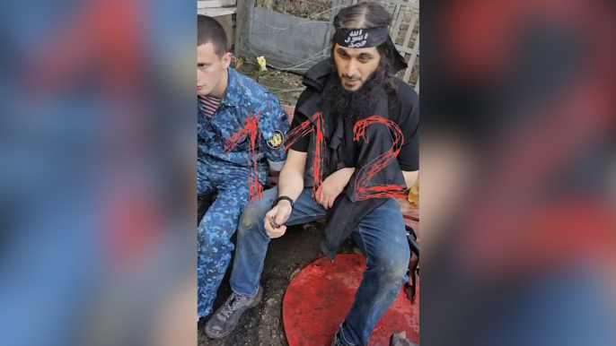 IŞİD'liler Rus gözaltı merkezini ele geçirdi