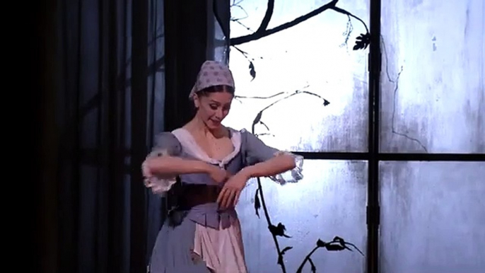 Royal Opera House : Cendrillon (Ballet) Bande-annonce (EN)