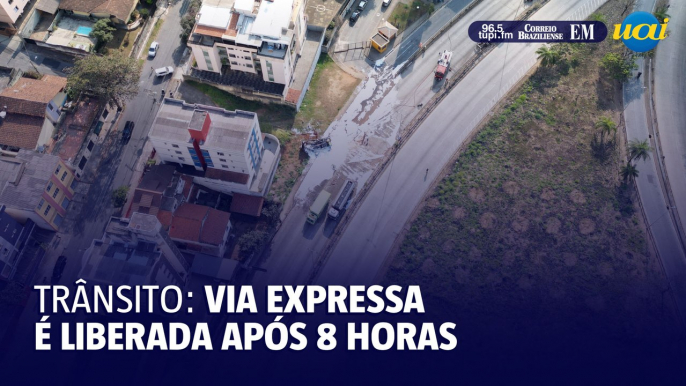 Via Expressa é liberada após acidente com carreta de combustível