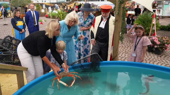 King and Queen visit food expo during Jersey visit