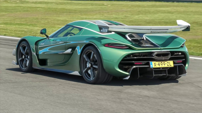 Supercars Accelerating on Track - Koenigsegg Jesko, Soul GT3 RS, Revuelto, 765LT, Senna GTR, Huayra