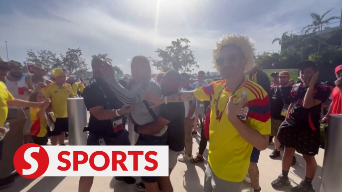 Security scuffle with fans outside stadium as chaos delays Copa final soccer match