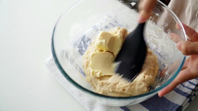 Soft And Fluffy Donuts - How to Make Simple Donuts (No Oven)