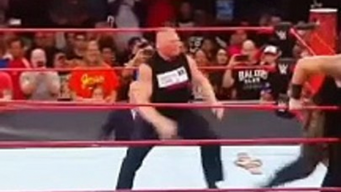 BROCK LESNAR FT BRAUN STROWMAN / ROMAN REIGNS / POWER SHOW