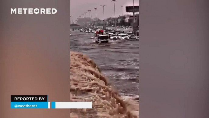 Severe storms cause serious flooding in southwestern Saudi Arabia