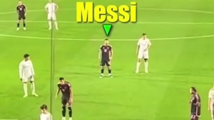 Football battle messi VS ronaldo #messi #ronaldo #football #fifaworldcup