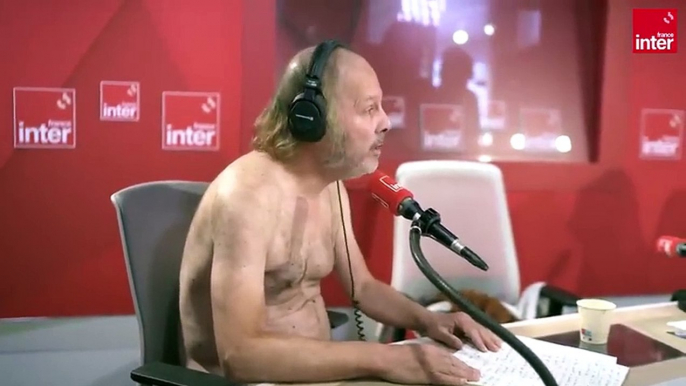 Nouveau chroniqueur de la matinale de France Inter, le chanteur Philippe Katerine est arrivé à l’antenne entièrement ce matin: « C’est extrêmement pénible et pas que pour moi » - Regardez