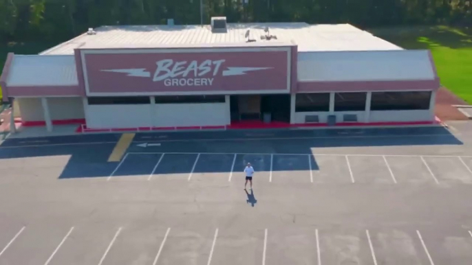 Mr Beast $10,000 Every Day You Survive In A Grocery Store