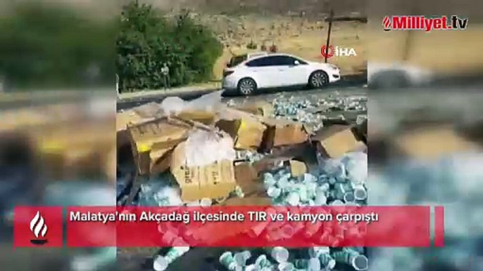 Malatya'da feci kaza! TIR ve kamyon çarpıştı: 1 ölü, 1 yaralı