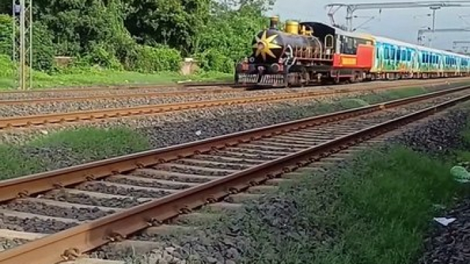 Heritage train leaving from Vadodara yard  #train  #trains  #leave  #vadodara  #new  #yard  #today  #viral  #trending