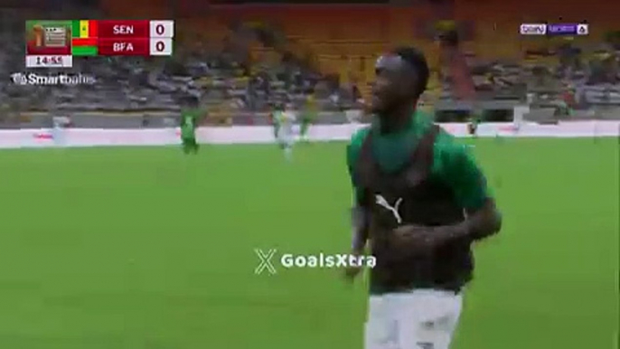 Sénégal - Burkina Faso : Sadio Mané "chippe" le ballon et ouvre le score