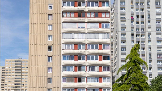 Logement social : bientôt des caméras de surveillance obligatoires dans les HLM ?