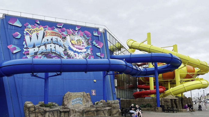 I went to one of the UK's best rated waterparks The Sandcastle and was instantly transported back to my youth