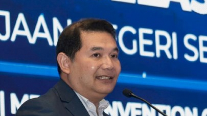 13th Malaysia Plan to focus on bridging socioeconomic gaps, says Rafizi