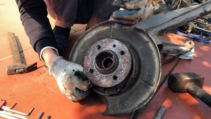 50 years old BMW car restoration - very old rusty  BMW rear brake system restore