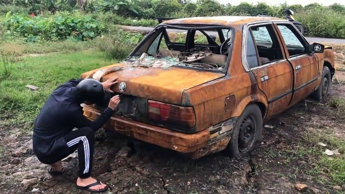 50 years old BMW car restoration - very old rusty  Restore and rebuilding 1970s (1)