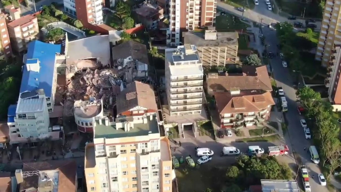 Así quedó el interior del hotel que se derrumbó en Villa Gesell