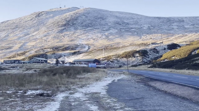 Snow falls across parts of UK as London temperature to plunge below zero this week