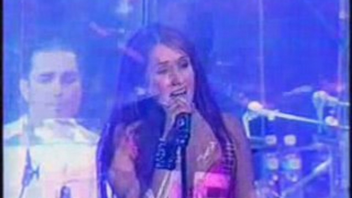 RBD - Quizas (CONFESIONES EN CONCIERTO)