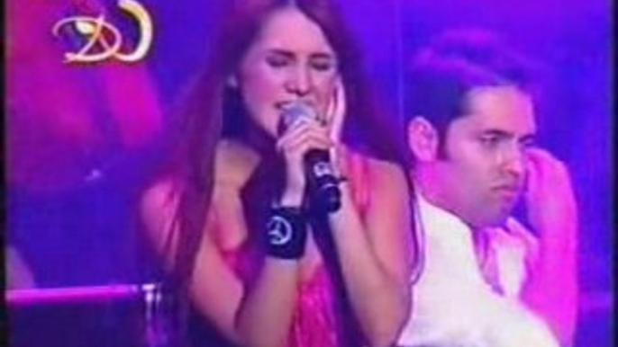 Anahi - Salvame (CONFESIONES EN CONCIERTO)