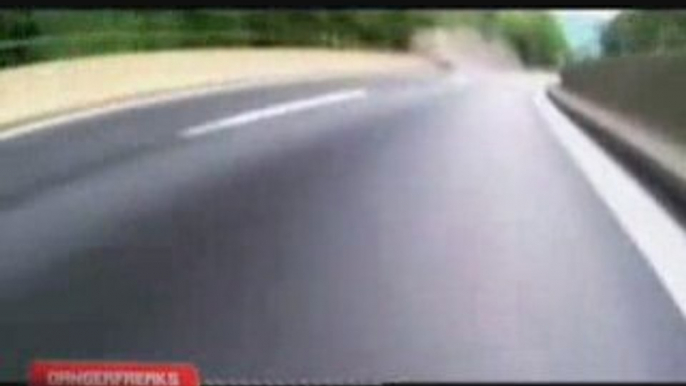 Skater allemand à 100 km/h sur autoroute