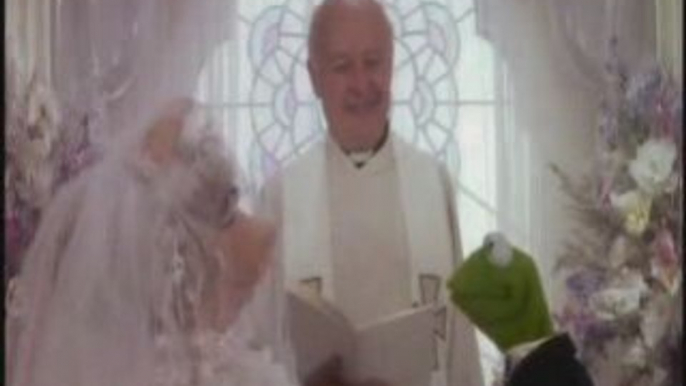Le mariage de Kermit la grenouille et de Piggy la cochone