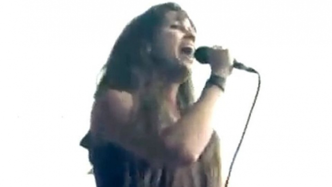 ALANIS MORISSETTE - IRONIC  (V FESTIVAL 2008)